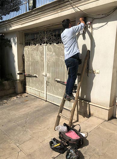 بررسی و تنظیم چشمی‌های ایمنی