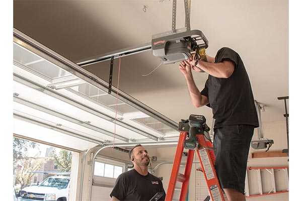 تعویض-موتور-درب-برقی-قدیمی